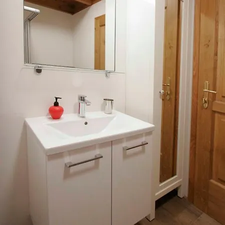Ferienwohnung Und Jagdhütte Meierhof Apartamento *